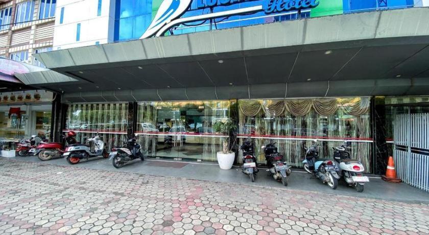 Lucky Star Hotel Nagoya Eksteriør bilde