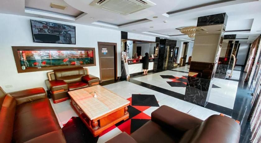Lucky Star Hotel Nagoya Eksteriør bilde